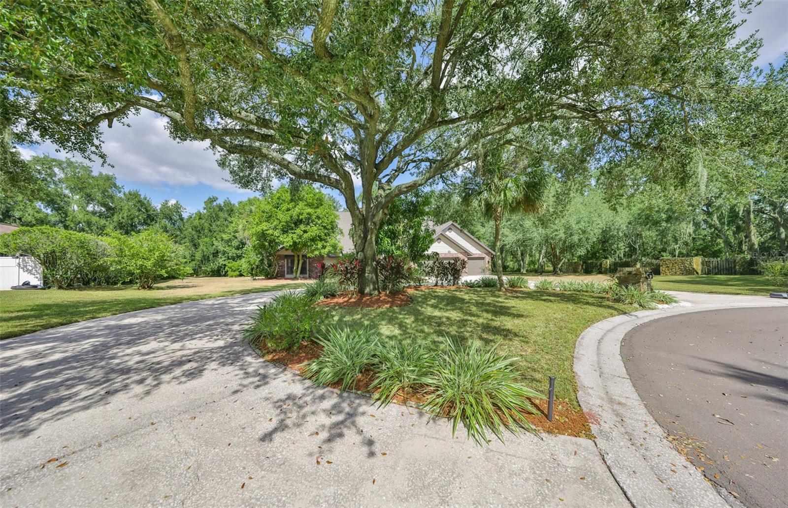 1902 SWEET BAY CT, PLANT CITY, FL, 33566