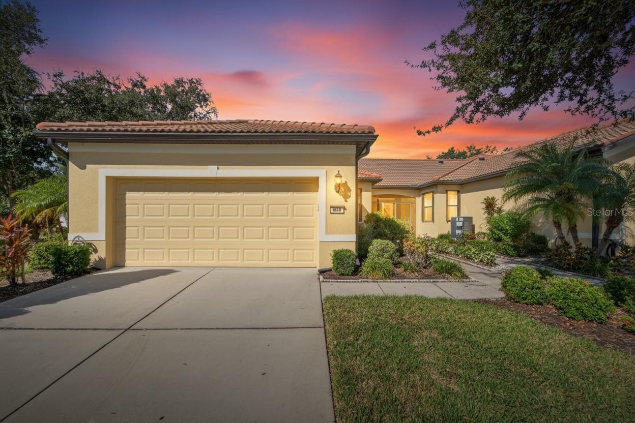 420 CEDAR FALLS DR, APOLLO BEACH, FL, 33572