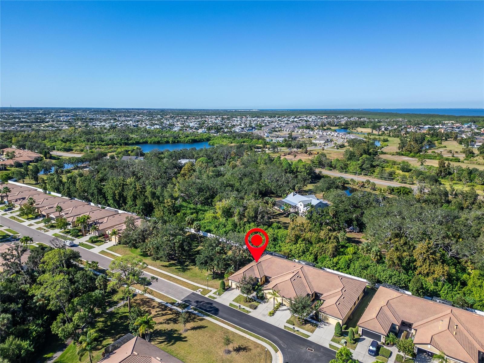 420 CEDAR FALLS DR, APOLLO BEACH, FL, 33572