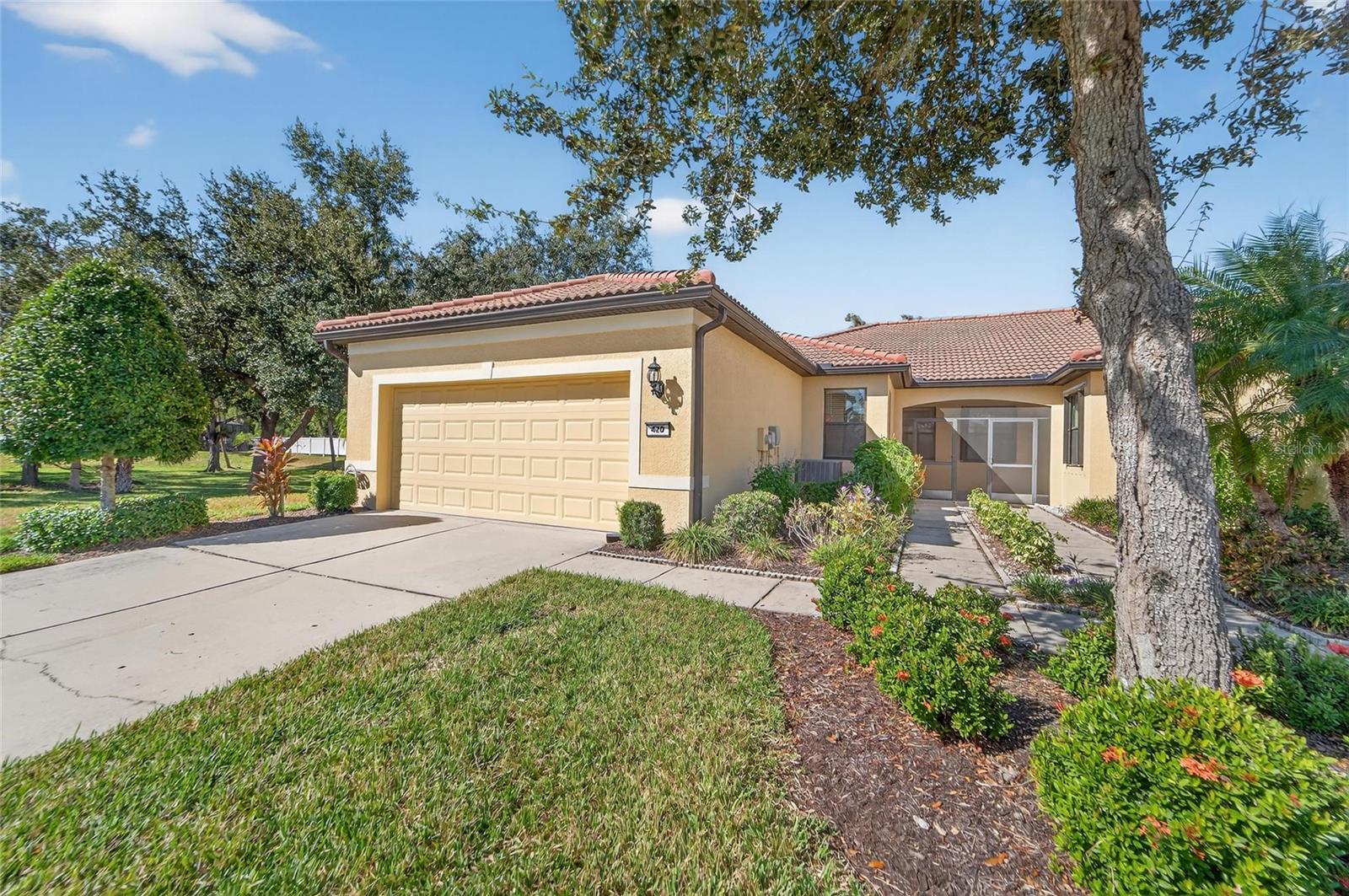 420 CEDAR FALLS DR, APOLLO BEACH, FL, 33572