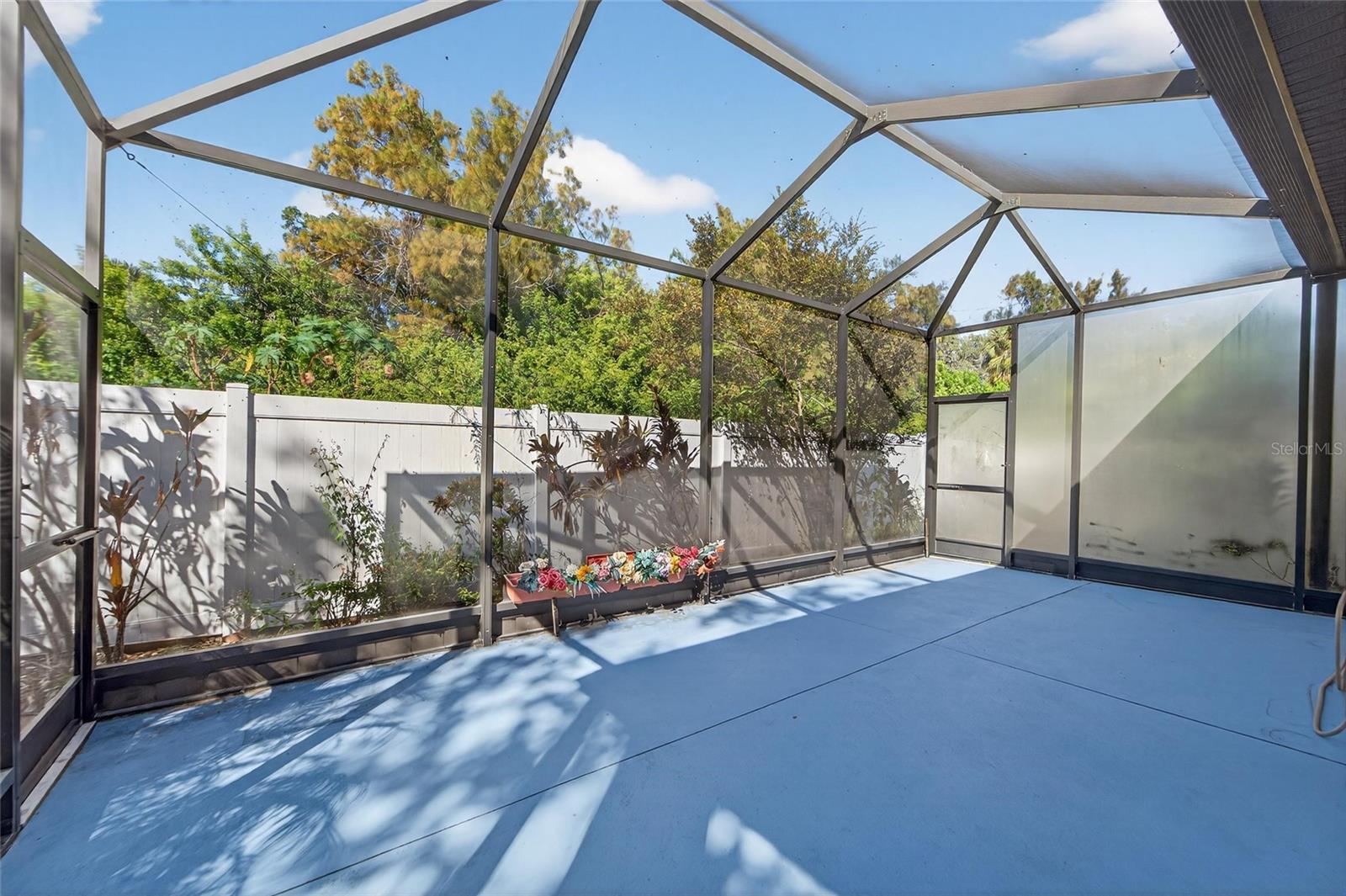 420 CEDAR FALLS DR, APOLLO BEACH, FL, 33572