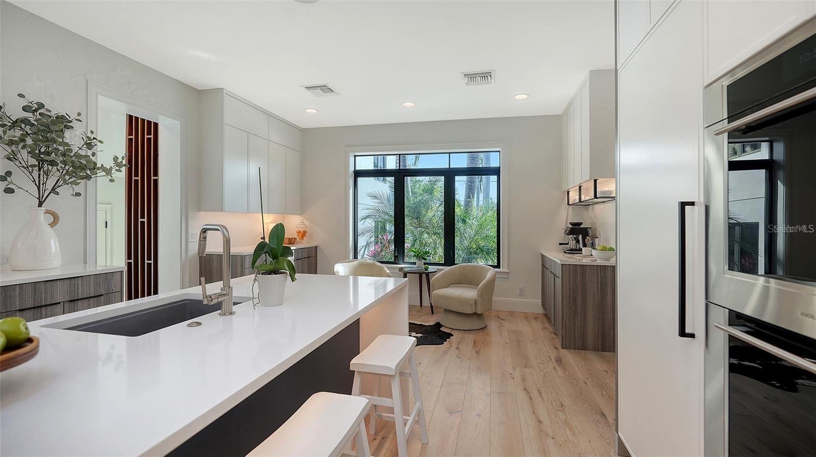 A4667963 Property Photo