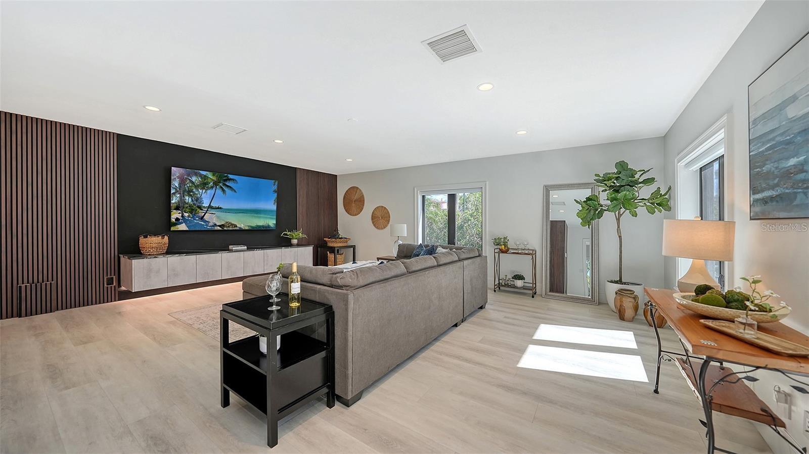 A4667963 Property Photo