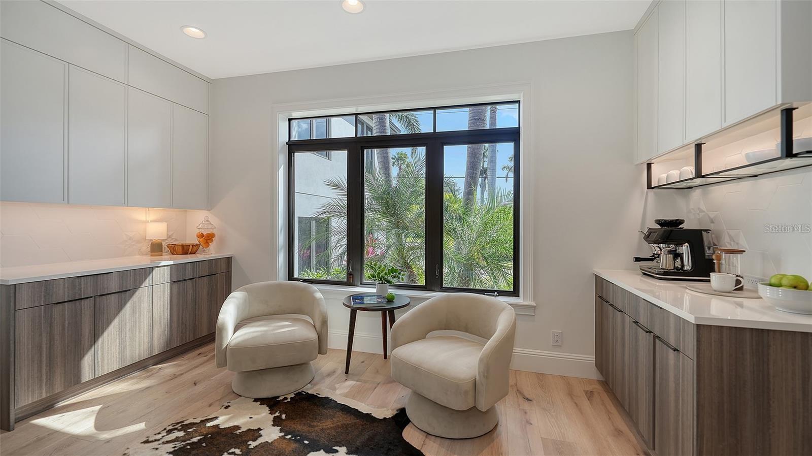 A4667963 Property Photo