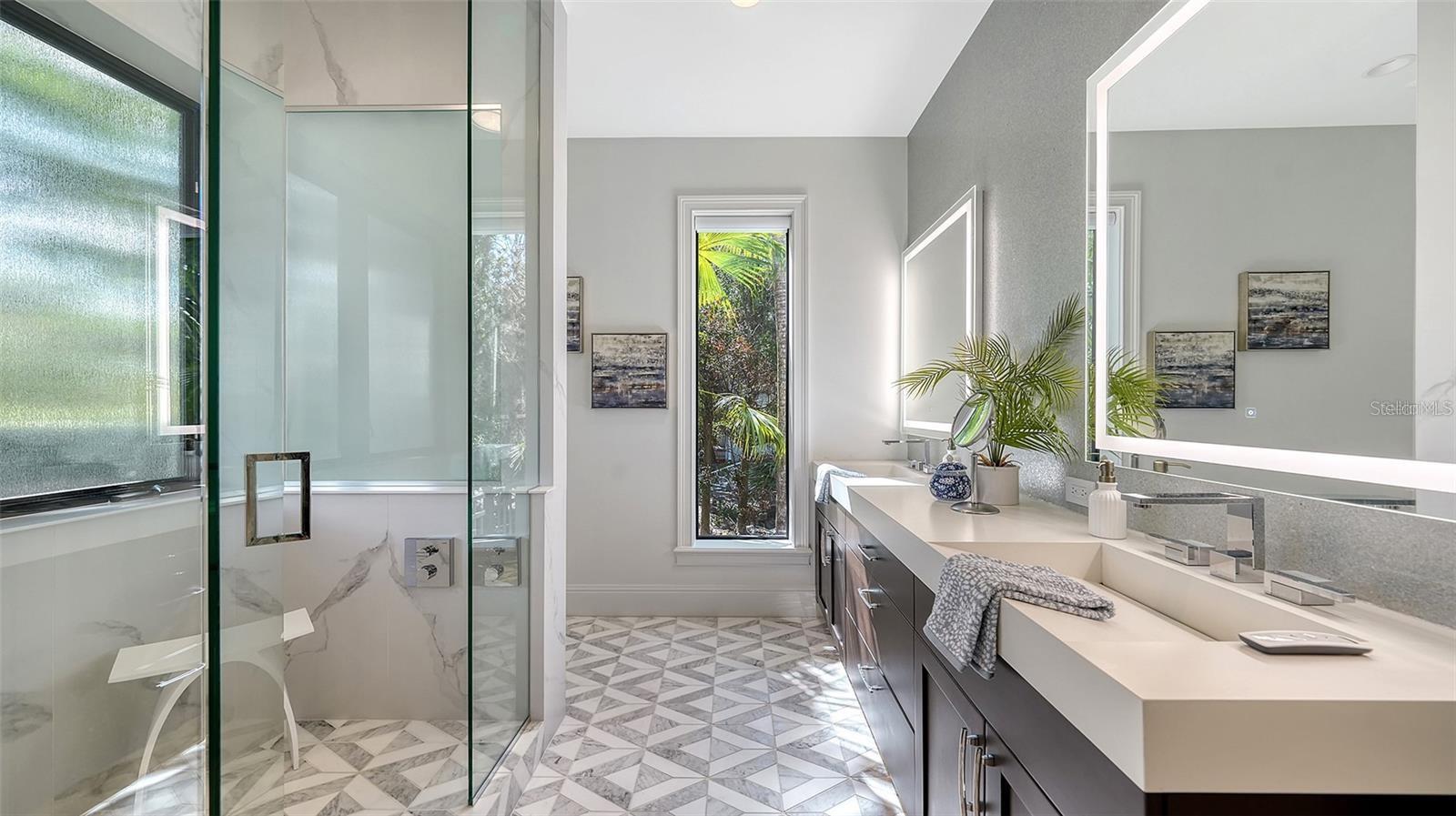 A4667963 Property Photo