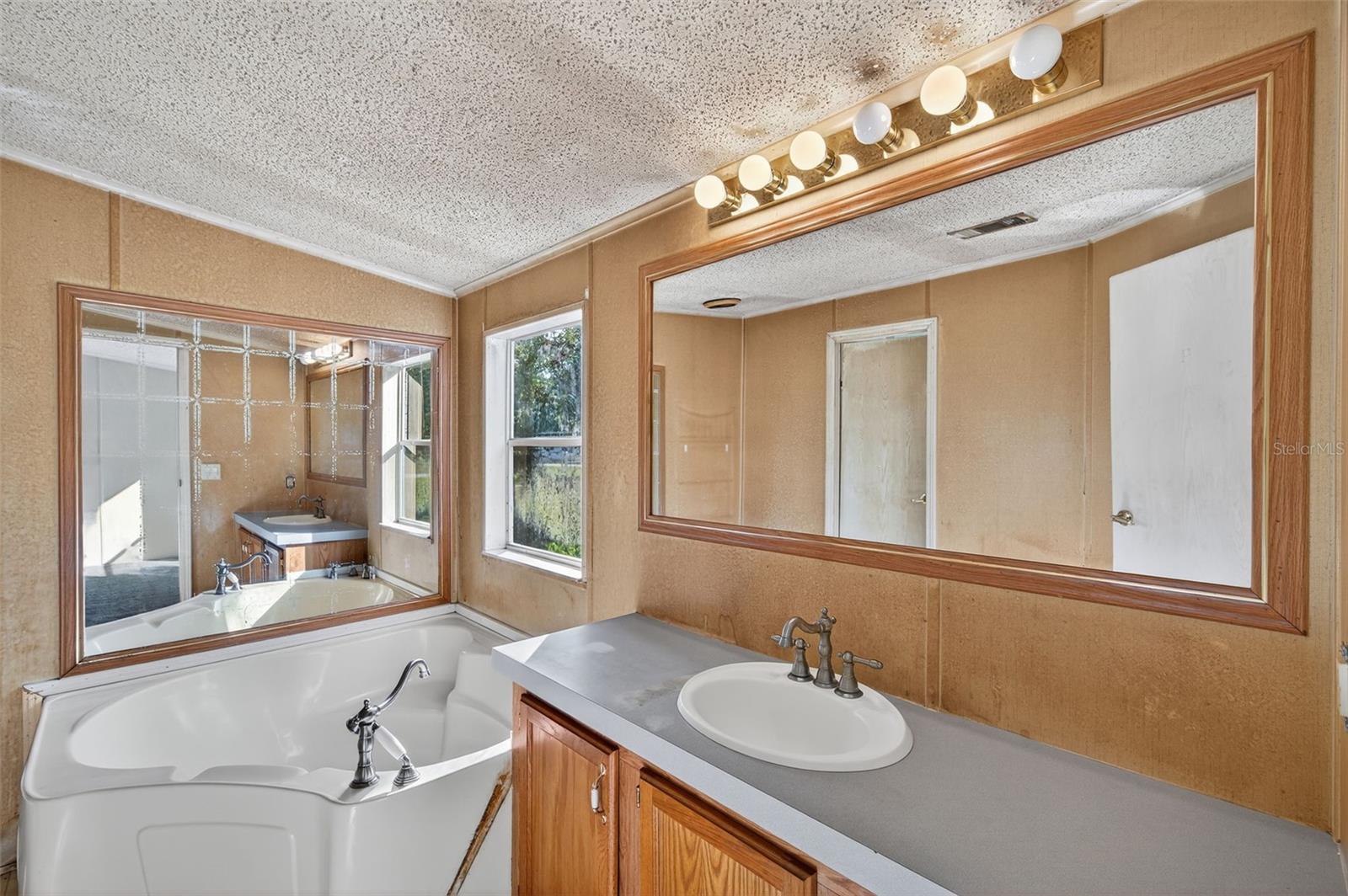 14602 MAYER AVE, HUDSON, FL, 34669