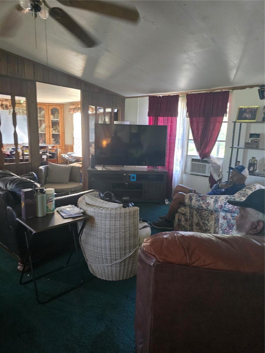 513 SMITH RD, POLK CITY, FL, 33868