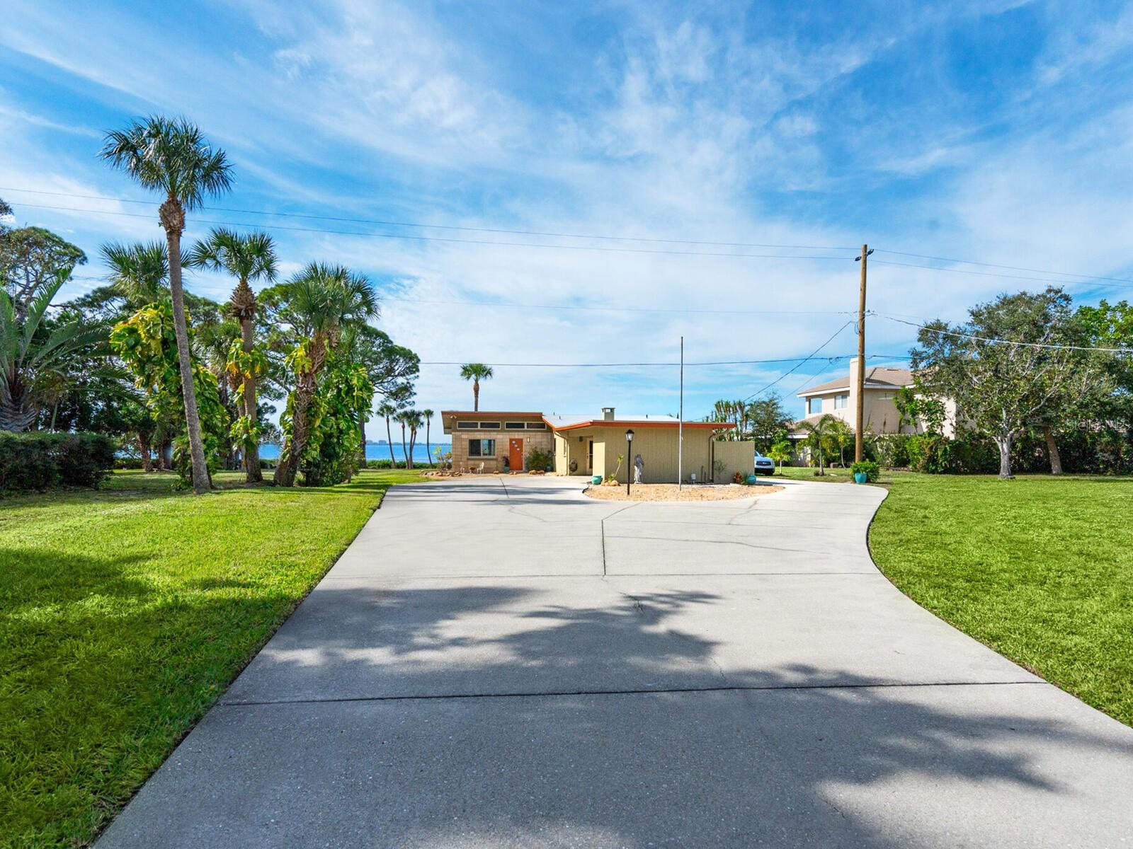 7608 WESTMORELAND DR, SARASOTA, FL, 34243