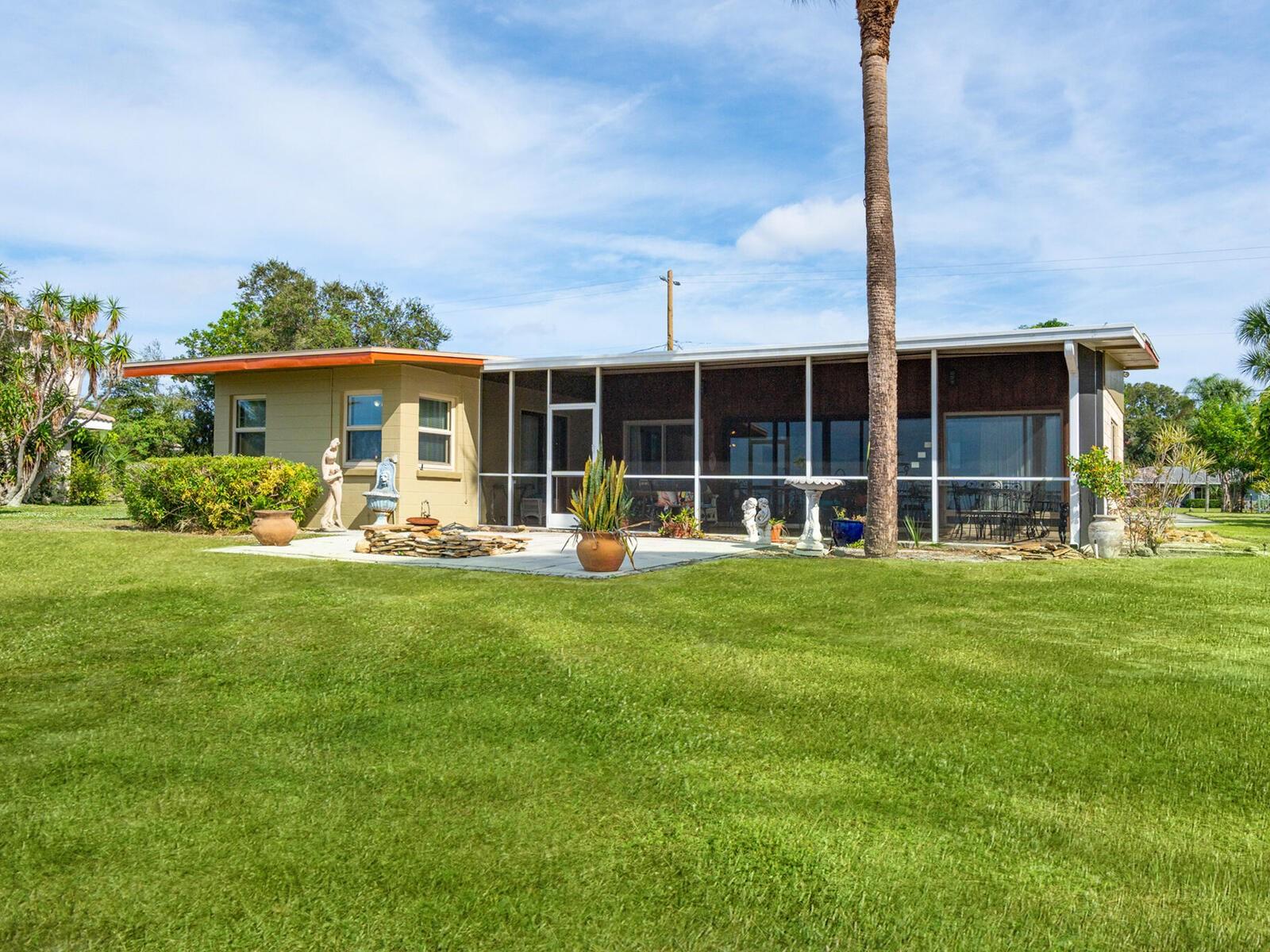 7608 WESTMORELAND DR, SARASOTA, FL, 34243