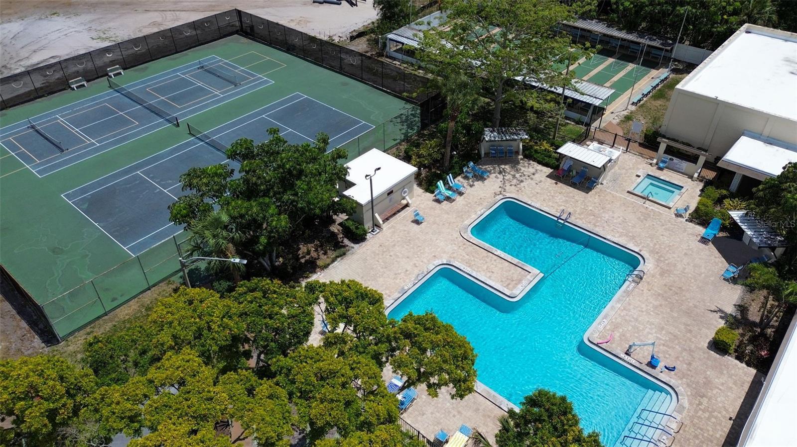 5530 80TH ST N #B106, ST PETERSBURG, FL, 33709