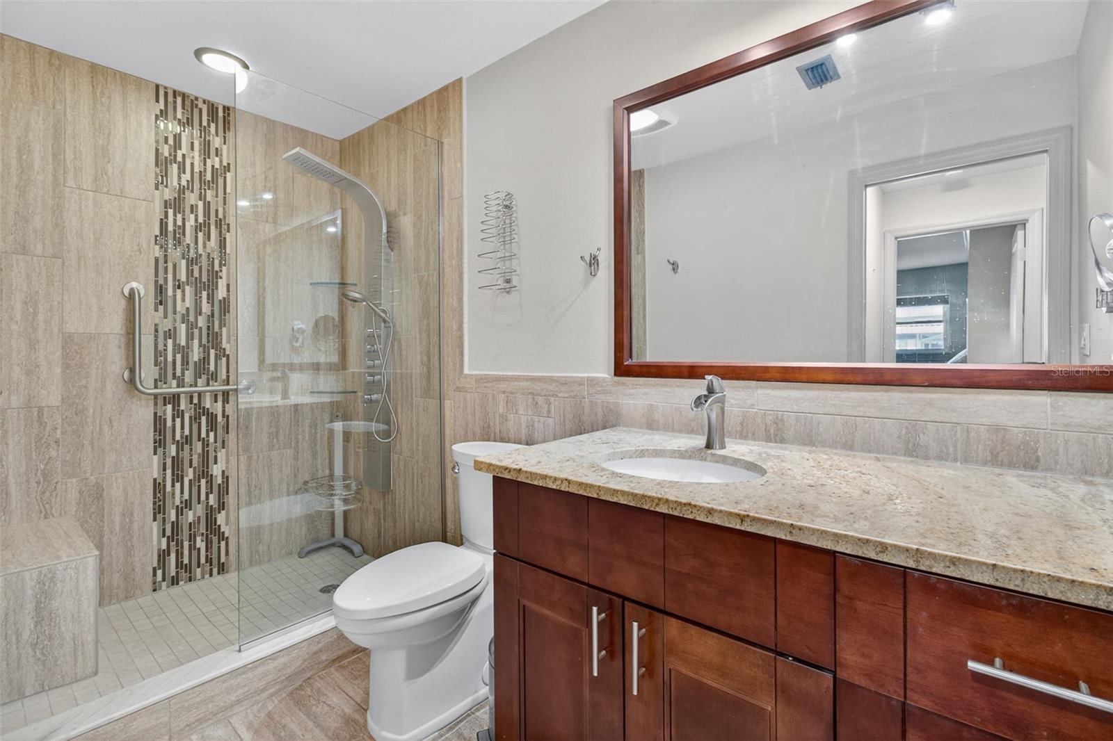 5530 80TH ST N #B106, ST PETERSBURG, FL, 33709