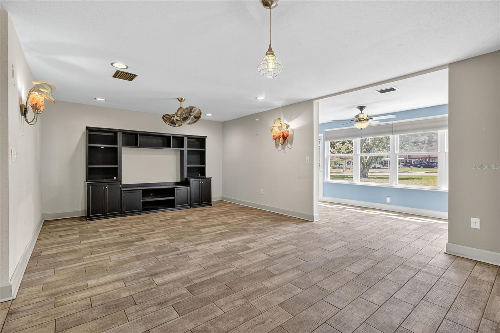 5530 80TH ST N #B106, ST PETERSBURG, FL, 33709