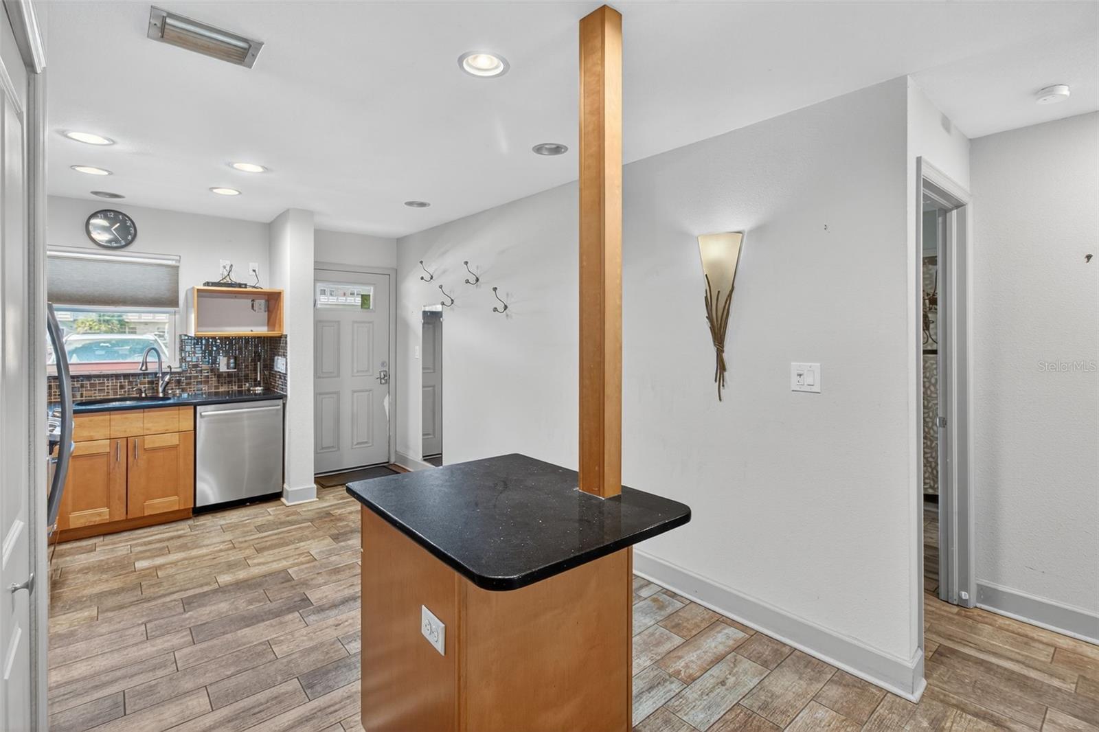 5530 80TH ST N #B106, ST PETERSBURG, FL, 33709