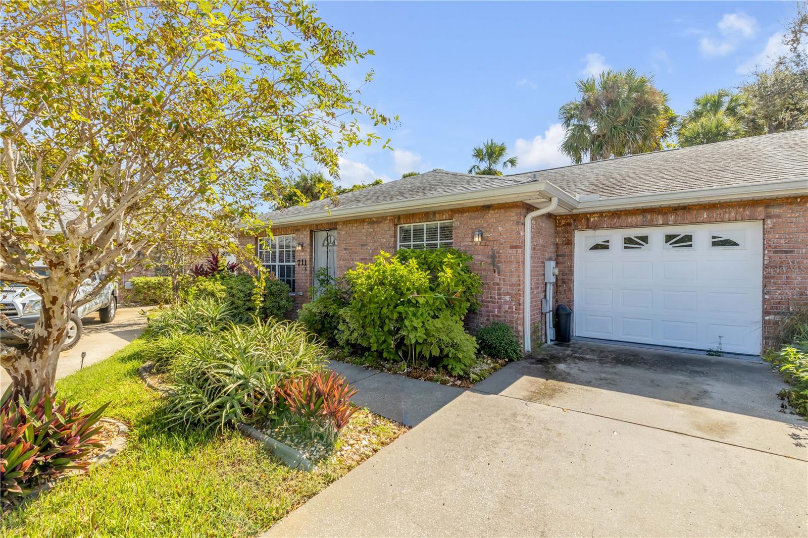 711 RIVER OAKS CIR, NEW SMYRNA BEACH, FL, 32169