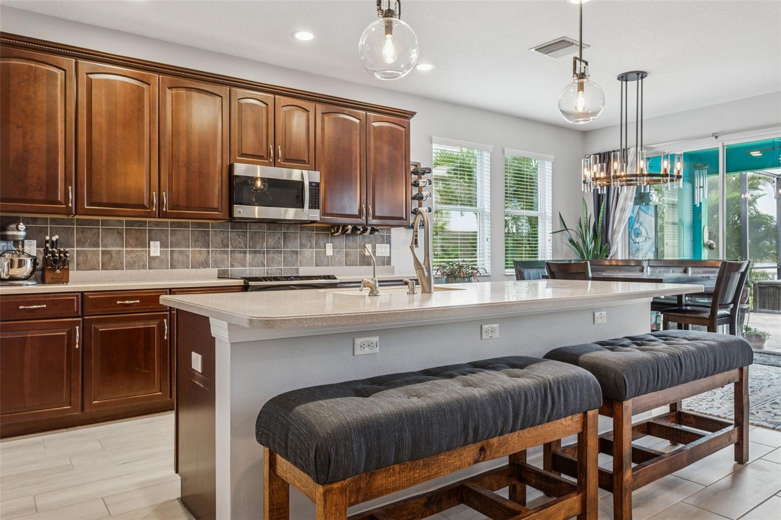 1520 YALE CASTLE CT, RUSKIN, FL, 33570