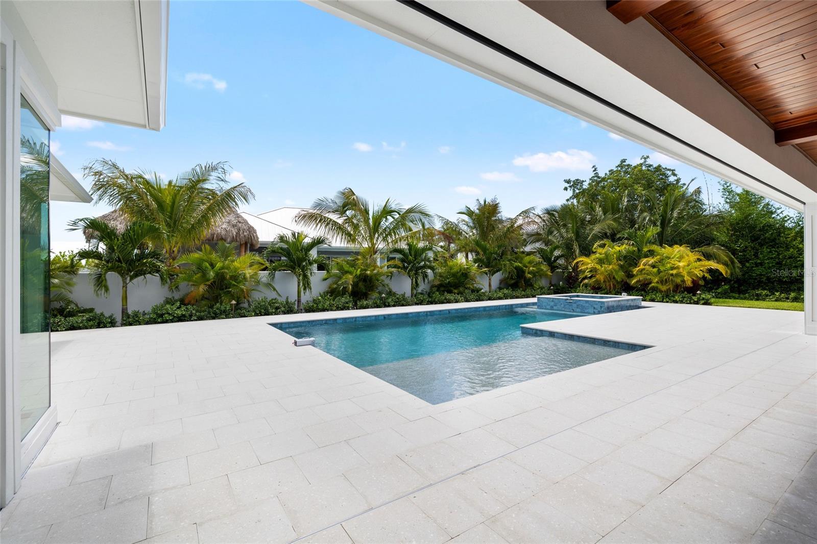 TB8436391 Property Photo