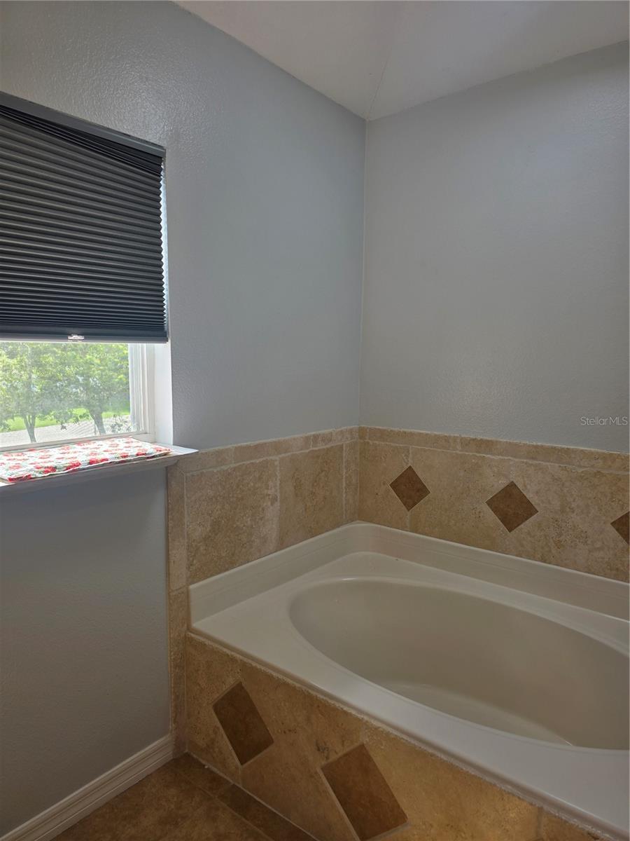 3000 OBANNION ST, DELTONA, FL, 32738