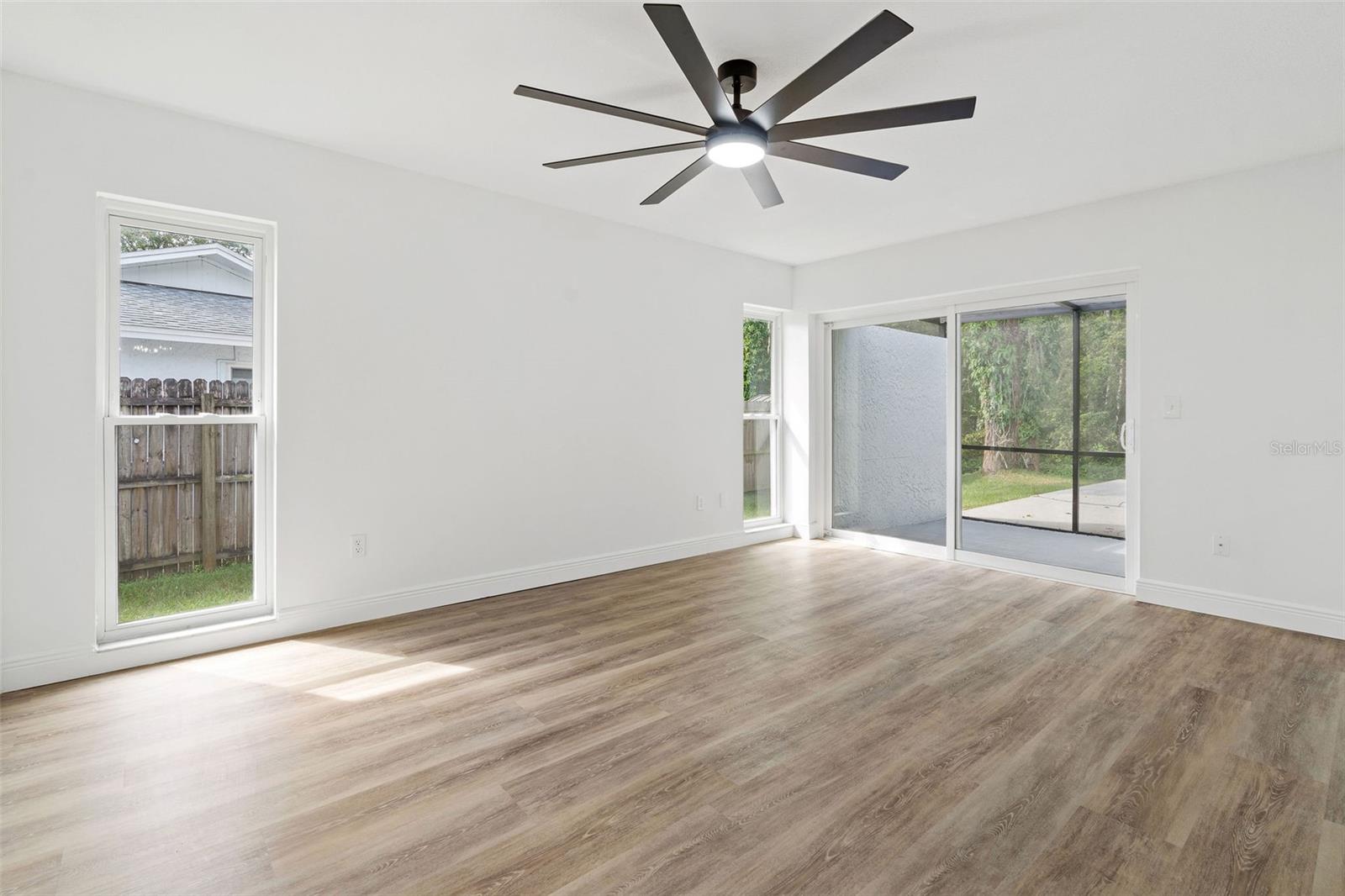 16118 OAKMANOR DR, TAMPA, FL, 33624