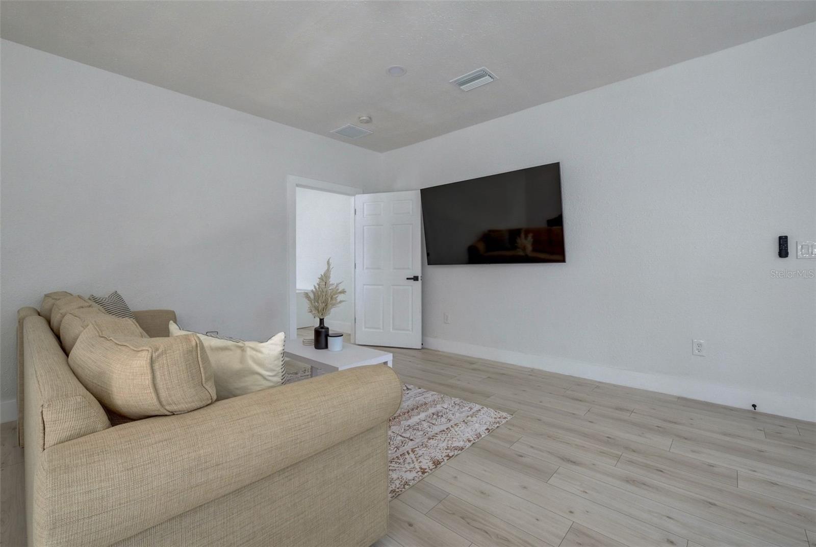 3030 ASHTON RD, SARASOTA, FL, 34231