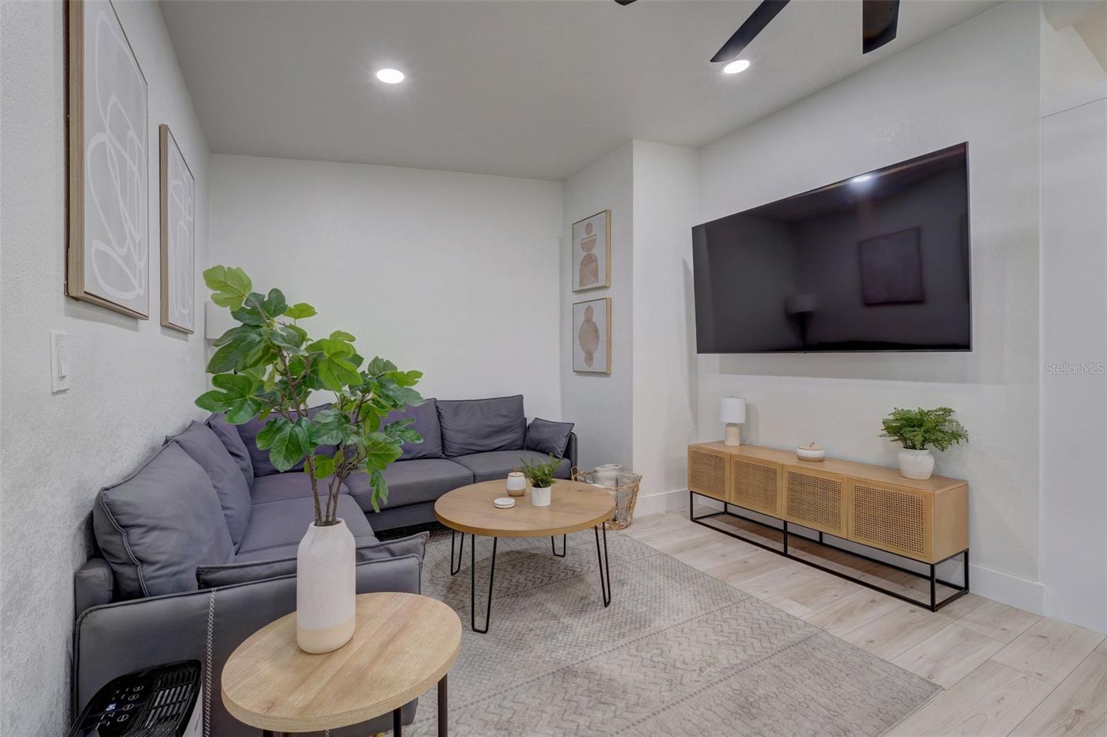 3030 ASHTON RD, SARASOTA, FL, 34231