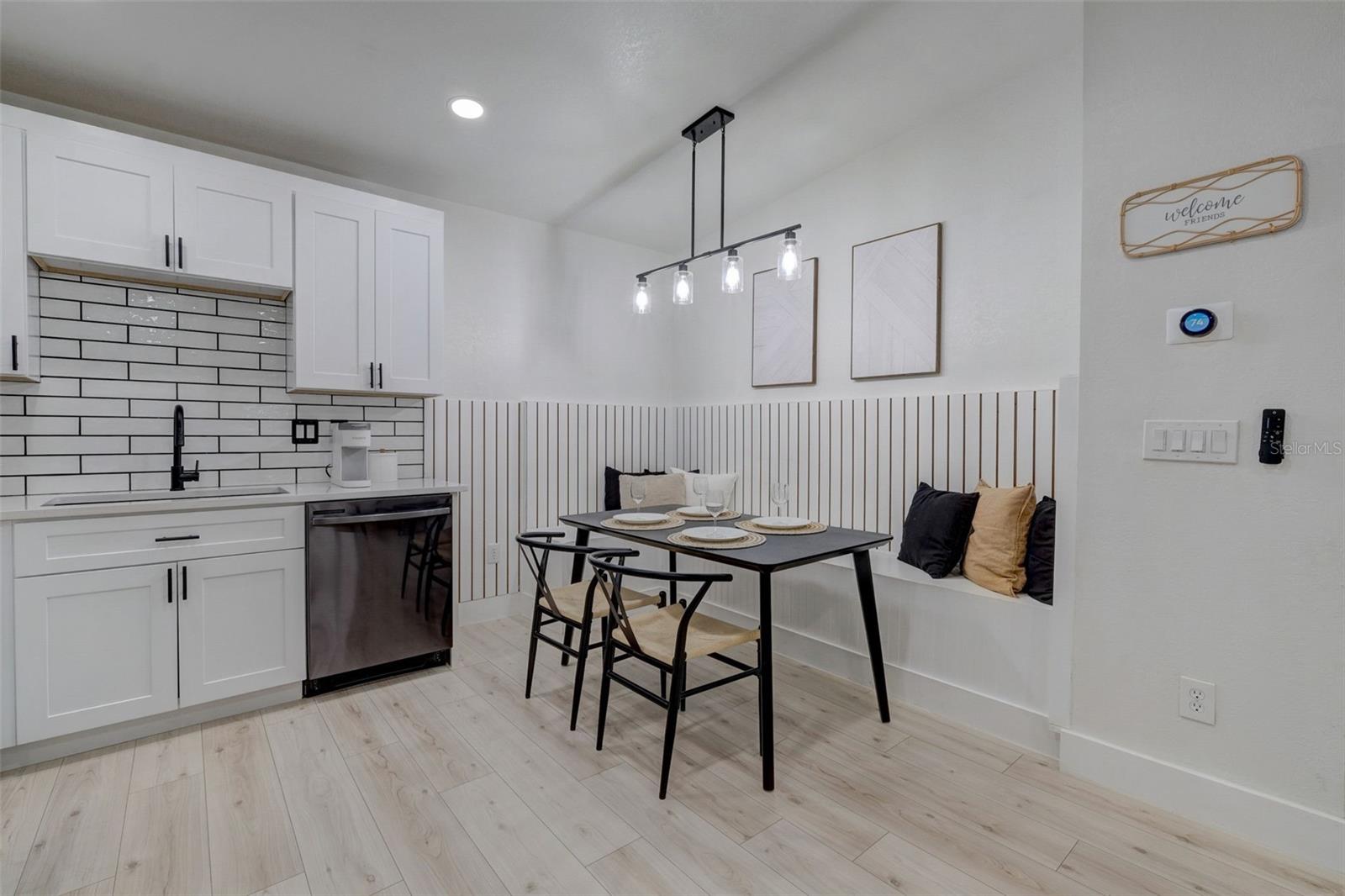 3030 ASHTON RD, SARASOTA, FL, 34231