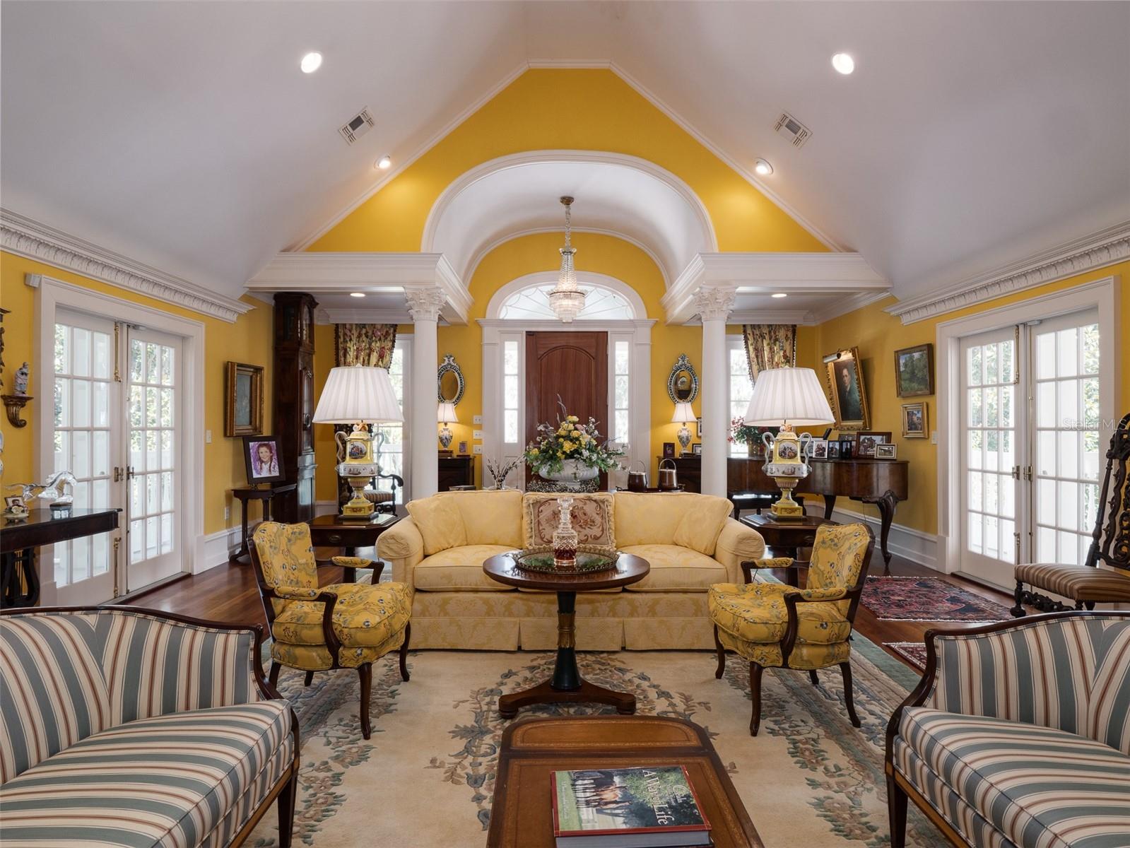 OM711197 Property Photo