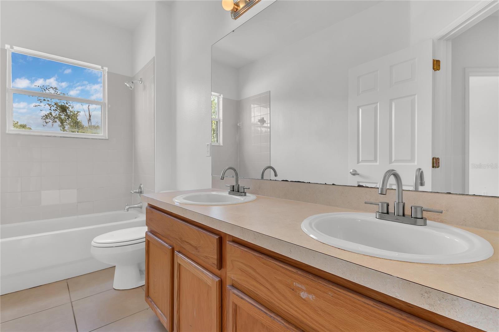 7172 WHITE TRILLIUM CIR, ORLANDO, FL, 32818