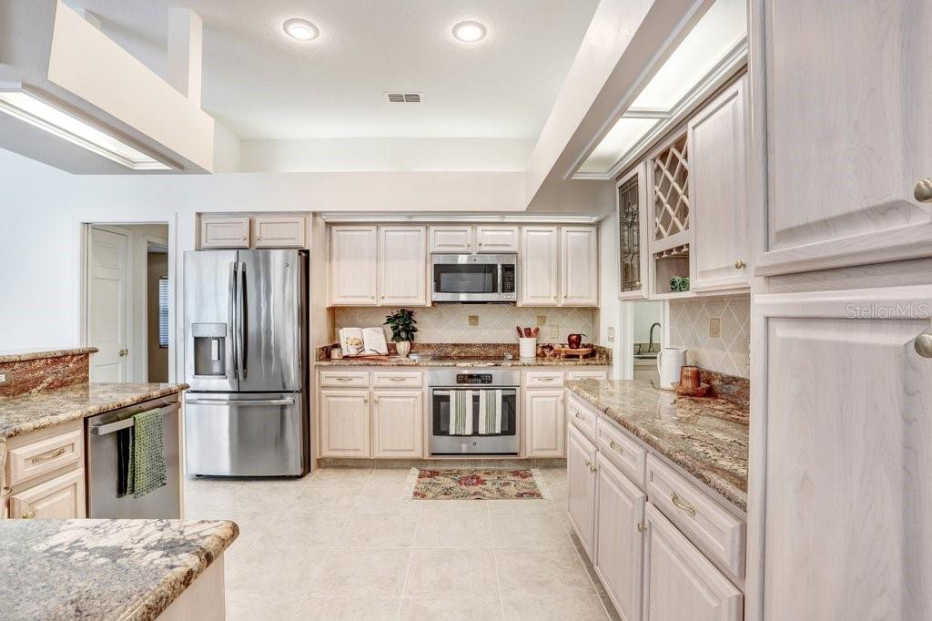 1504 FOX HILL PL, VALRICO, FL, 33596