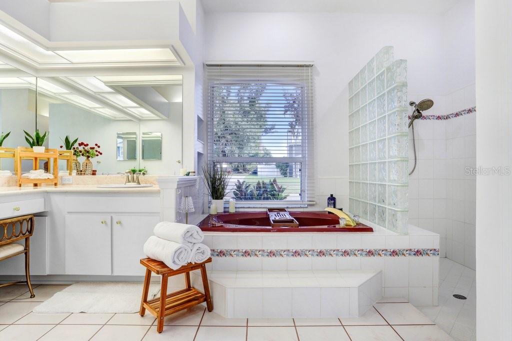 1504 FOX HILL PL, VALRICO, FL, 33596