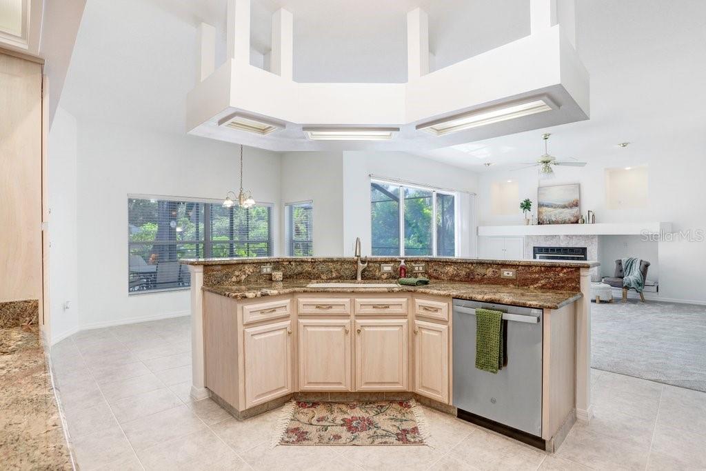 1504 FOX HILL PL, VALRICO, FL, 33596