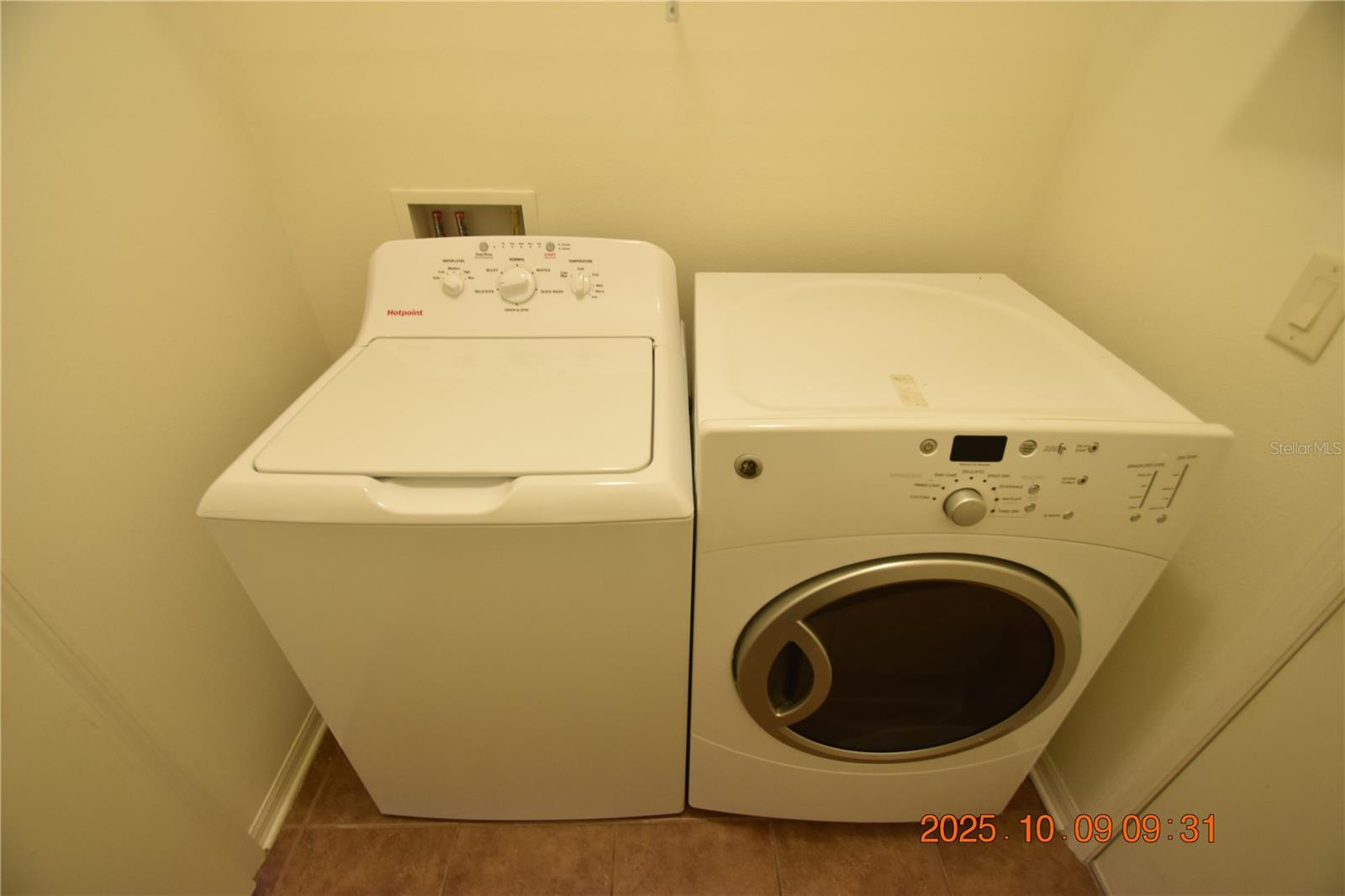 1412 MAIN ST, VALRICO, FL, 33594