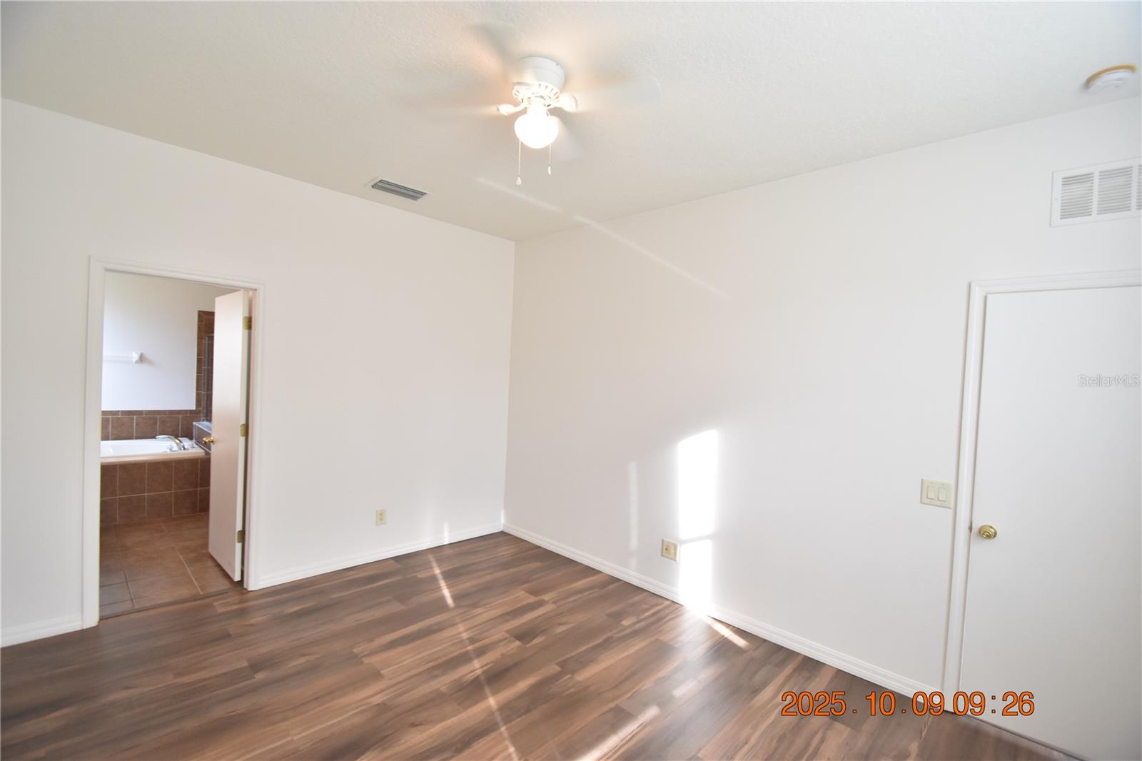 1412 MAIN ST, VALRICO, FL, 33594