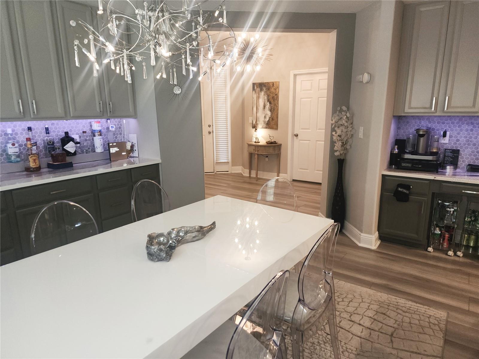 7194 KEY HAVEN RD #206, SEMINOLE, FL, 33777