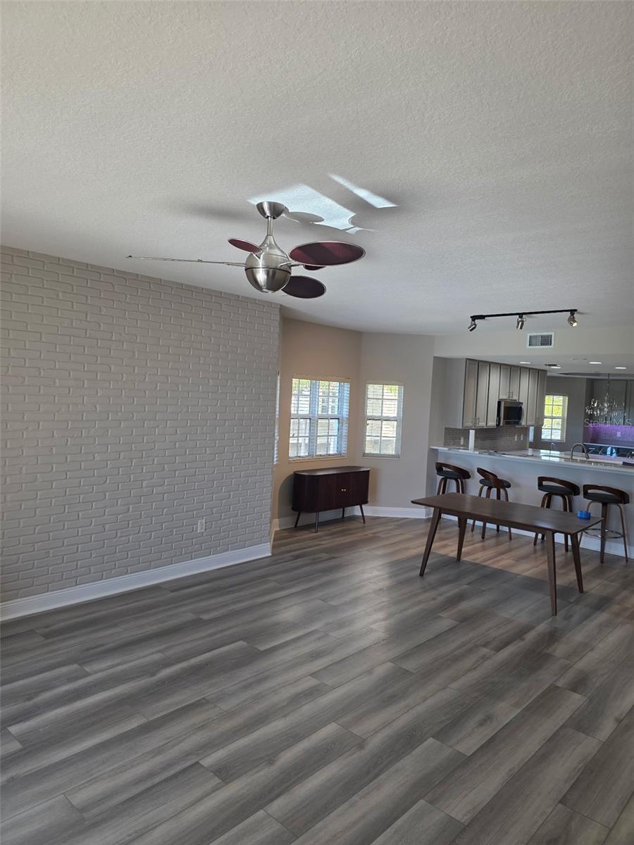 7194 KEY HAVEN RD #206, SEMINOLE, FL, 33777