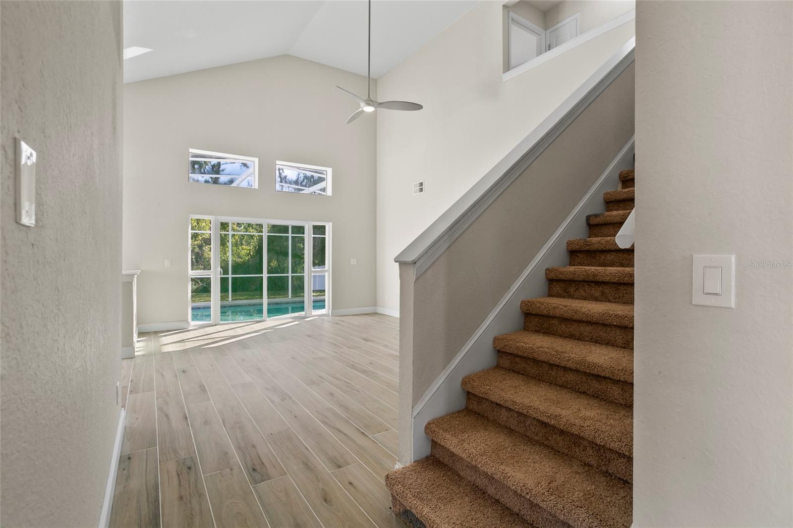 214 PINEWOOD DR, DAVENPORT, FL, 33896