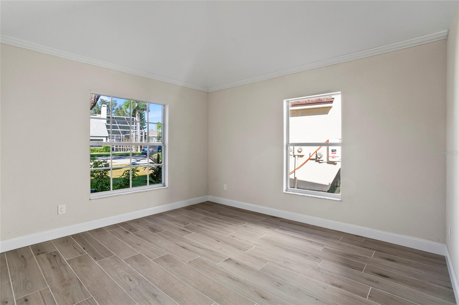 214 PINEWOOD DR, DAVENPORT, FL, 33896