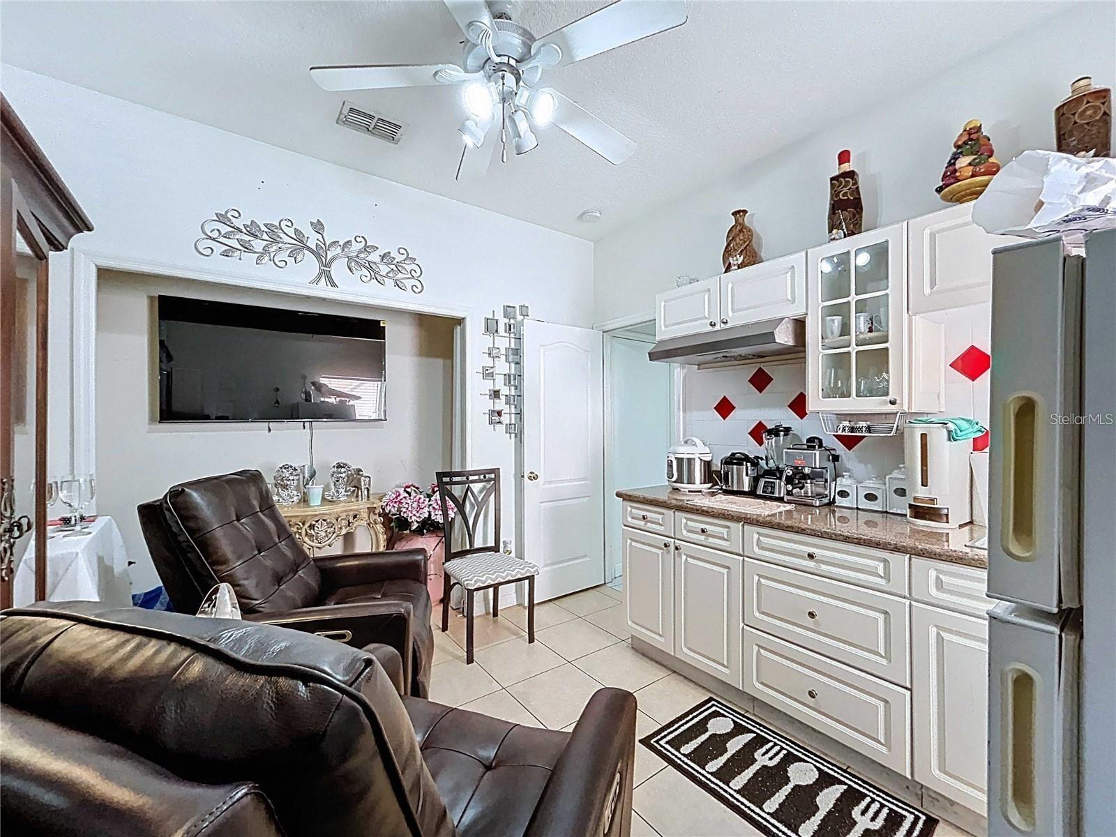 3324 W ABDELLA ST, TAMPA, FL, 33607