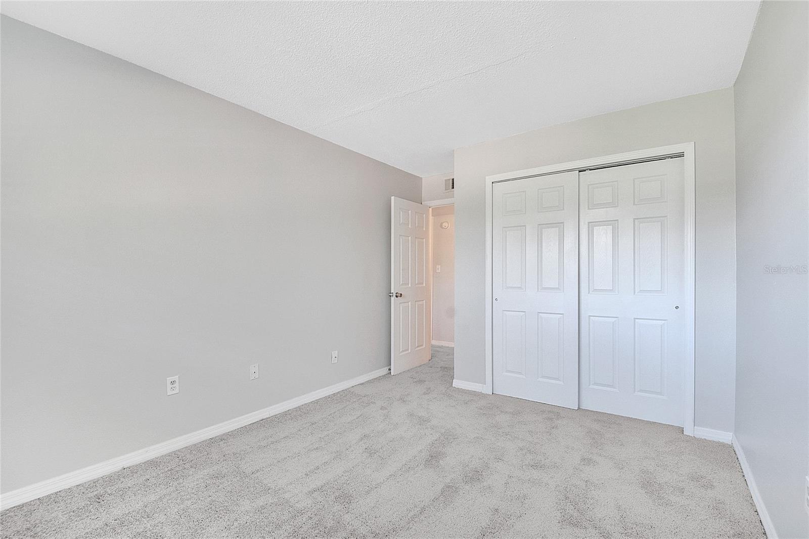 S5136332 Property Photo