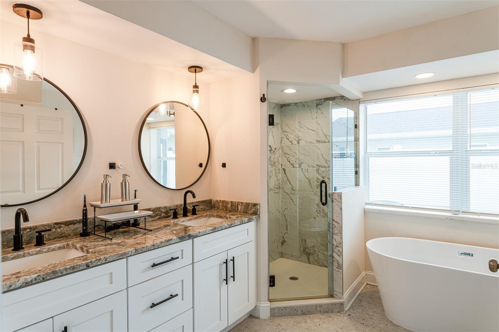 3914 W OKLAHOMA AVE, TAMPA, FL, 33616