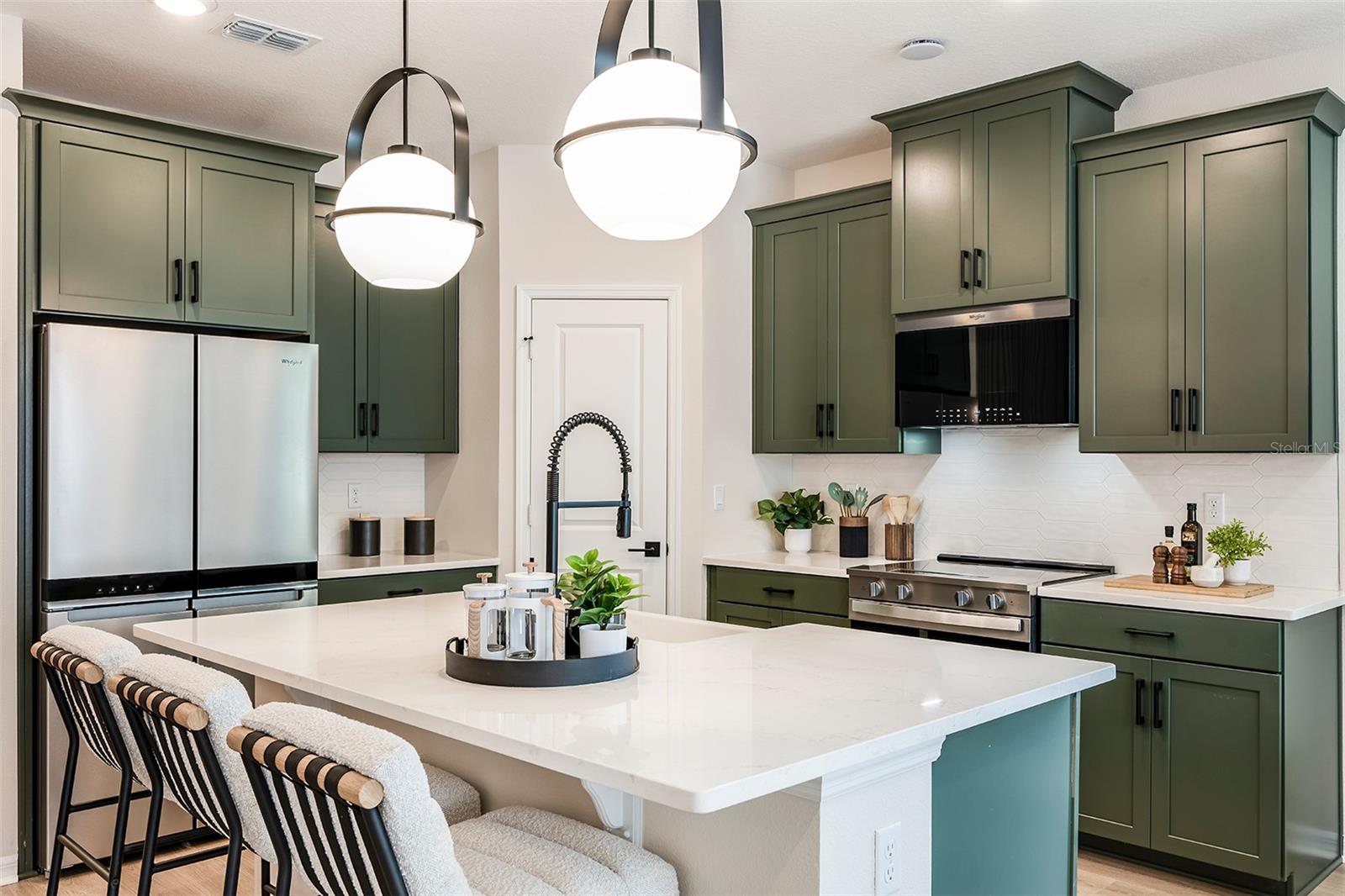 680 LOLA LANE, OVIEDO, FL, 32765