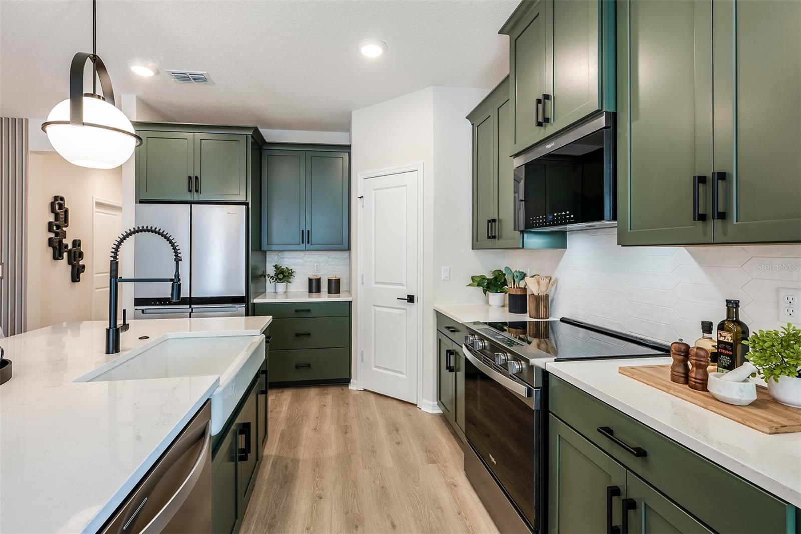 680 LOLA LANE, OVIEDO, FL, 32765