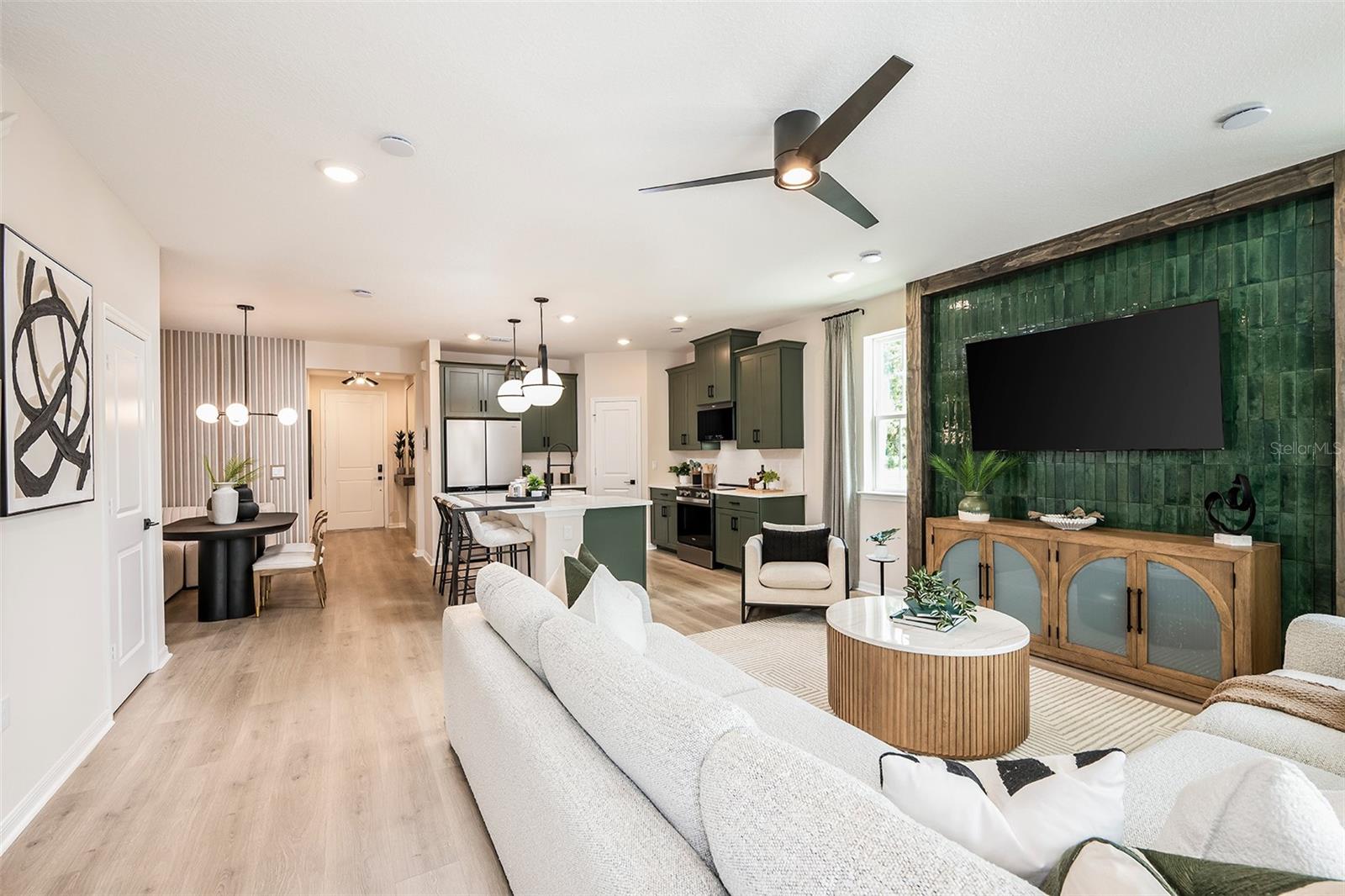 680 LOLA LANE, OVIEDO, FL, 32765