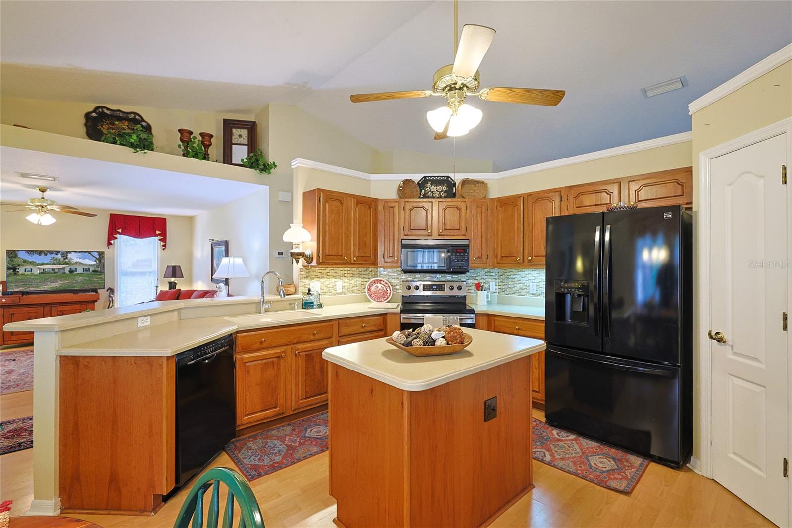 33944 HIGHLAND RD, LEESBURG, FL, 34788