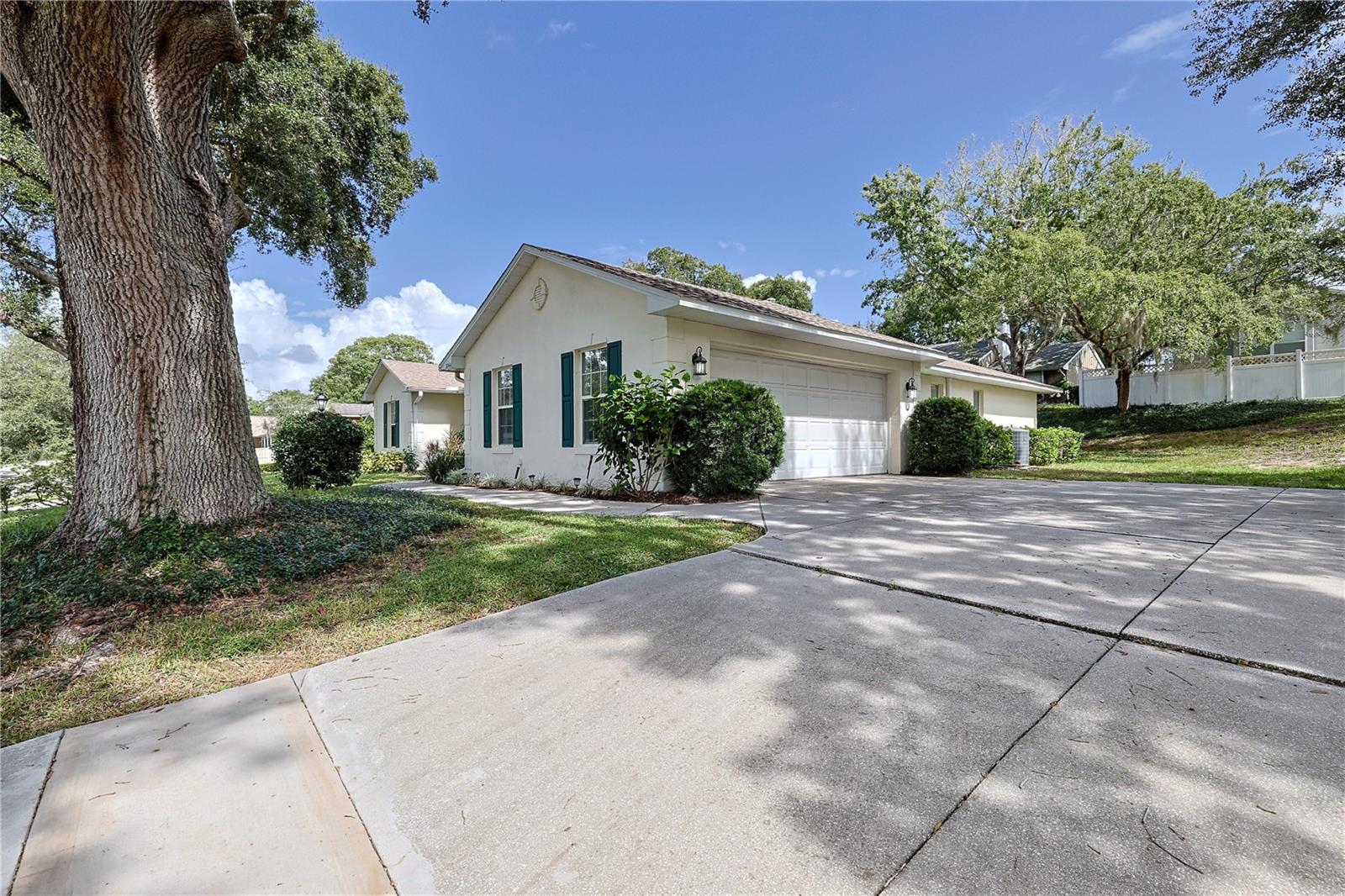 33944 HIGHLAND RD, LEESBURG, FL, 34788