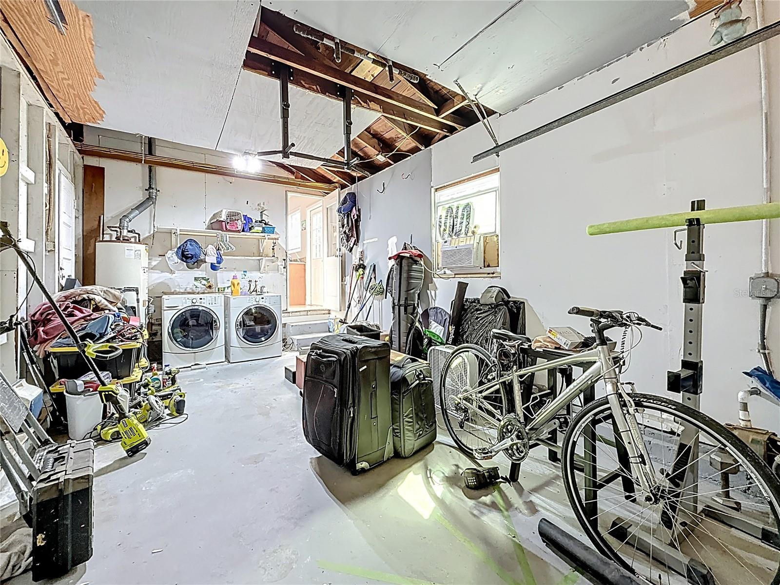 320 KINGSTON ST S, ST PETERSBURG, FL, 33711