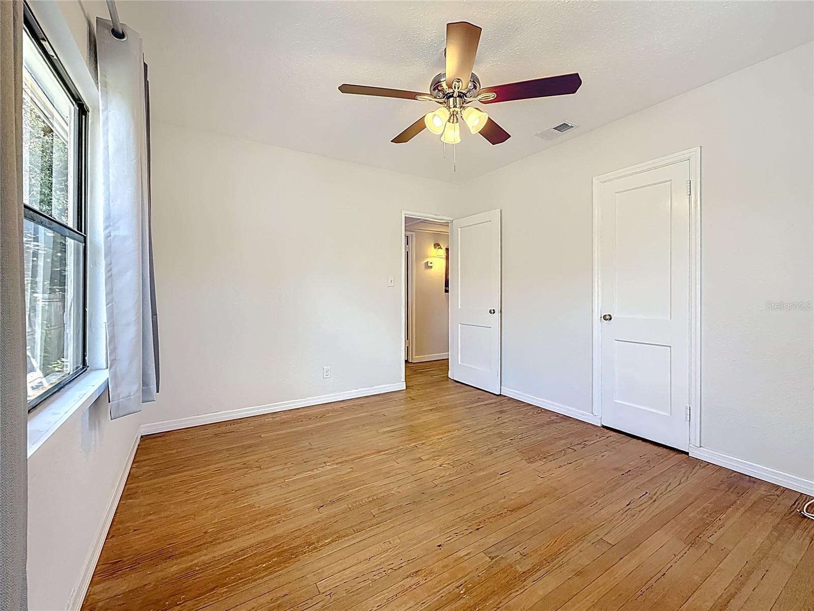 320 KINGSTON ST S, ST PETERSBURG, FL, 33711