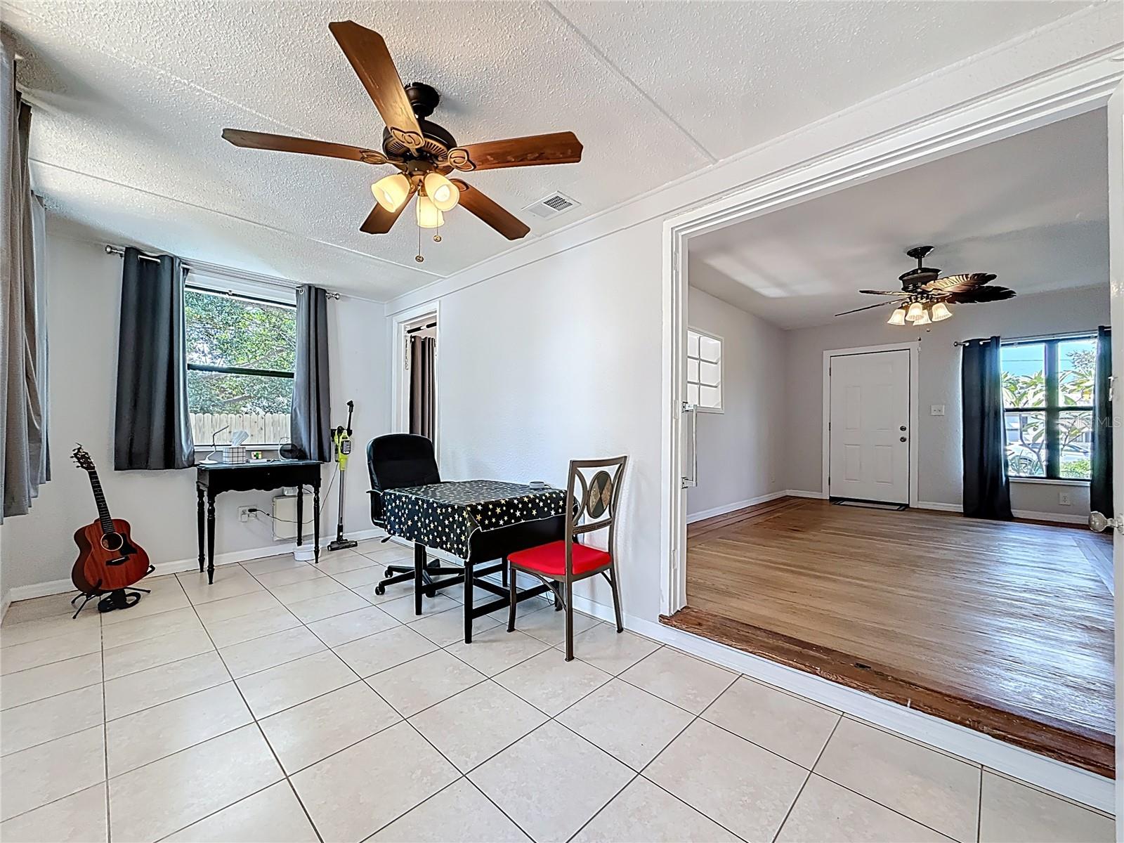 320 KINGSTON ST S, ST PETERSBURG, FL, 33711