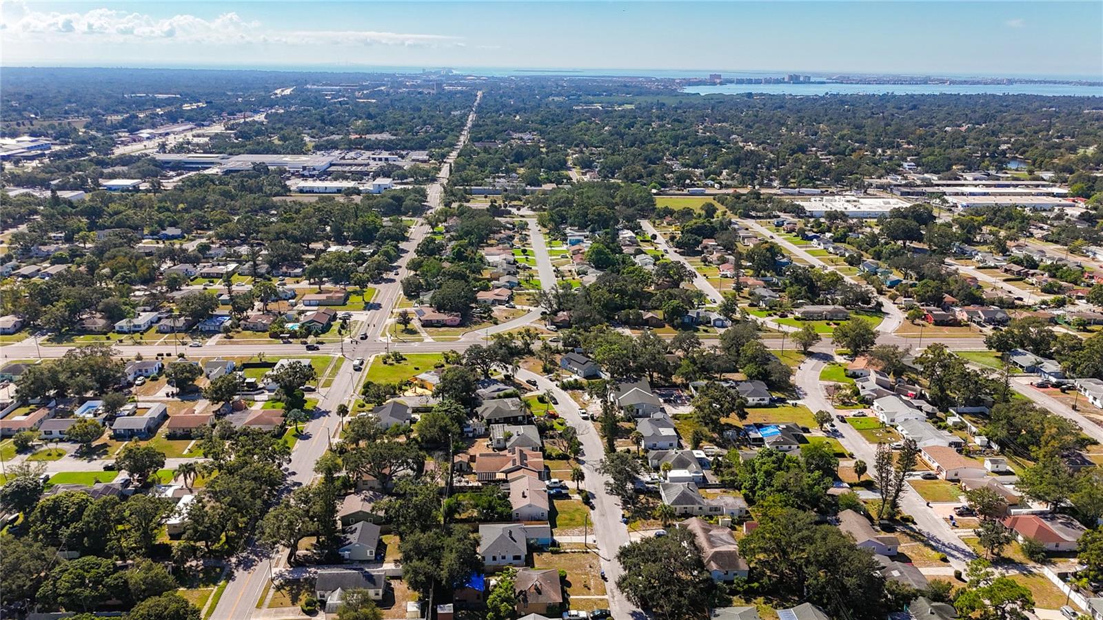 320 KINGSTON ST S, ST PETERSBURG, FL, 33711