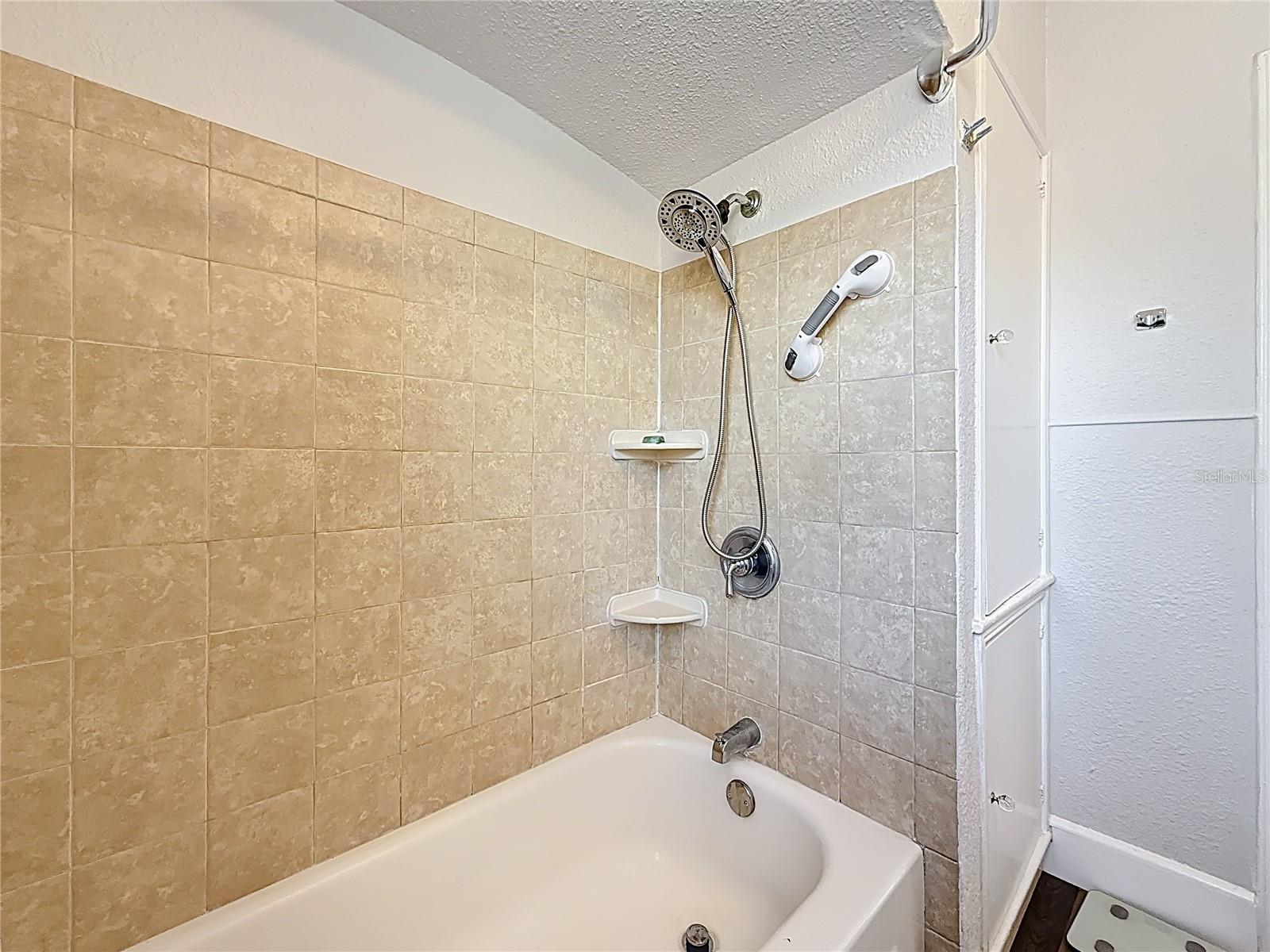 320 KINGSTON ST S, ST PETERSBURG, FL, 33711