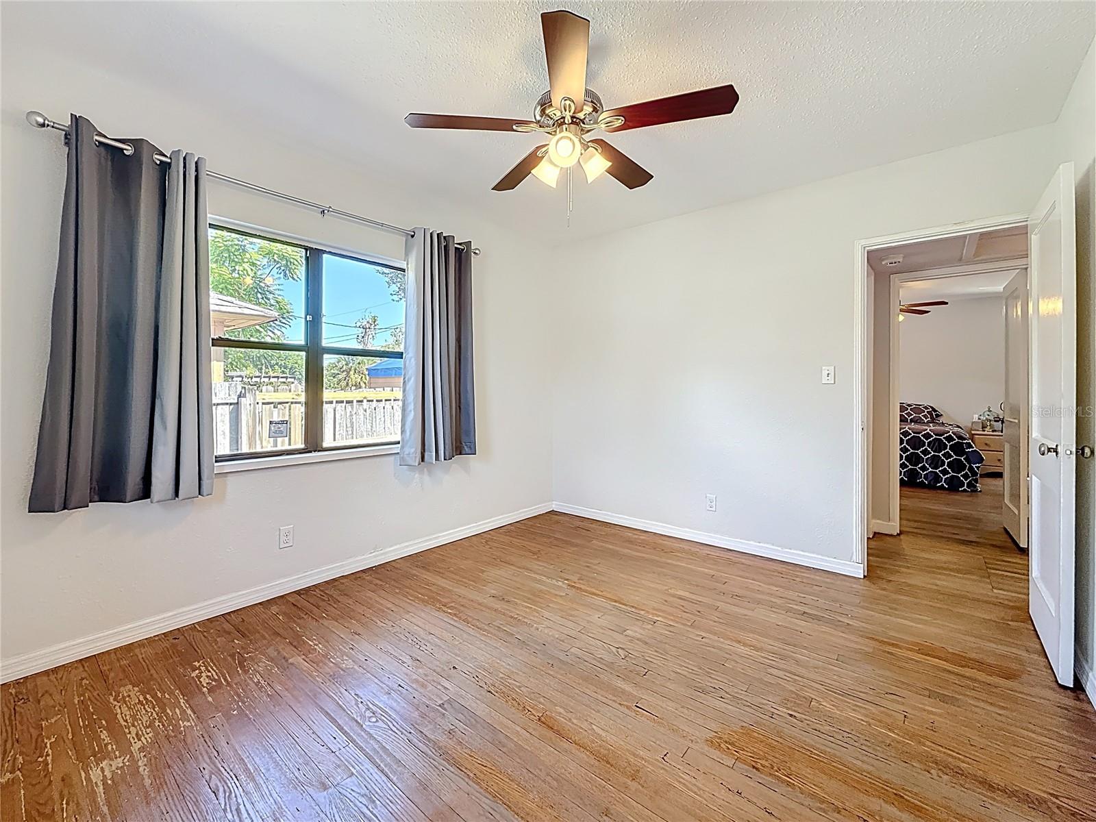 320 KINGSTON ST S, ST PETERSBURG, FL, 33711